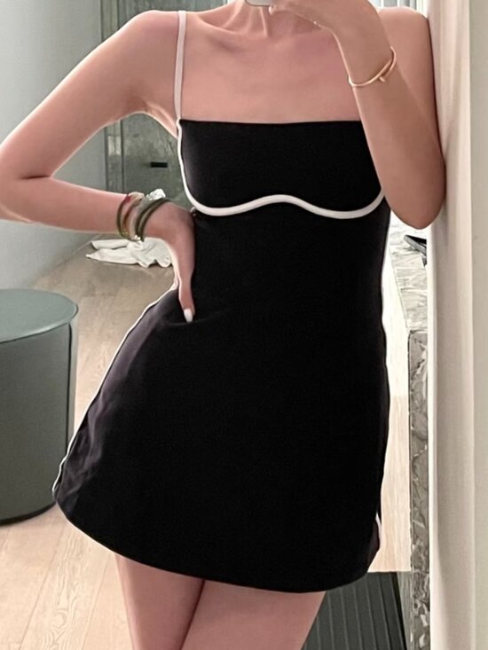 ALO Yoga Dresses & Skirts - ALO Yoga Dress Medium and Large Black/White✨Everyday Summer Favorite😍